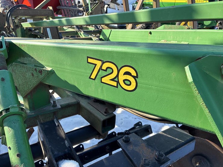 john-deere-726-image-7