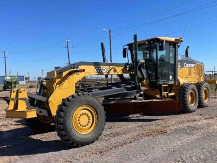 2018-deere-672g-image-1