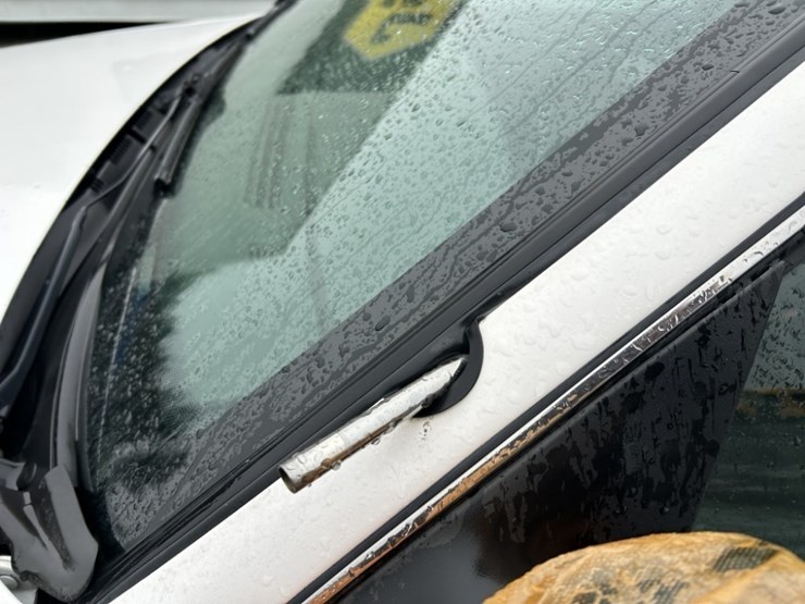 2004-ford-crown-victoria-sedan-image-15