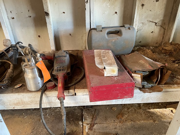 #3718-•-lot-of-power-tools-image-1