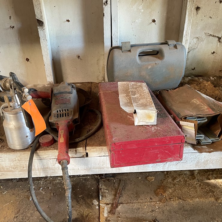 #3718 • Lot of Power Tools