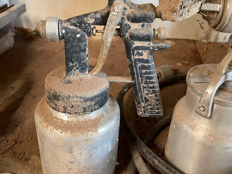 #3718-•-lot-of-power-tools-image-18