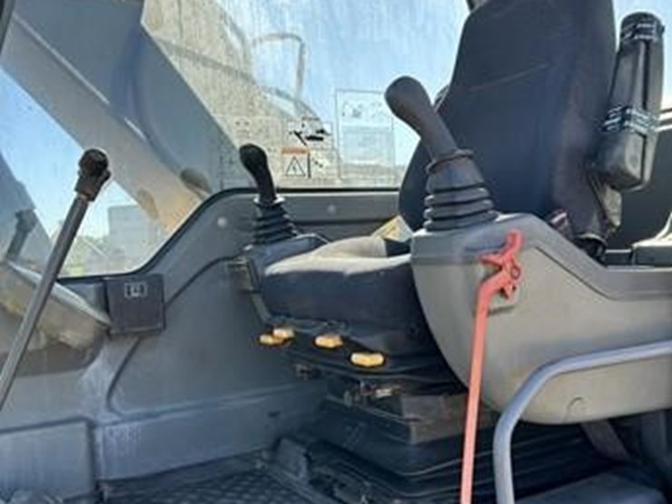 volvo-ec210c-lc-image-41