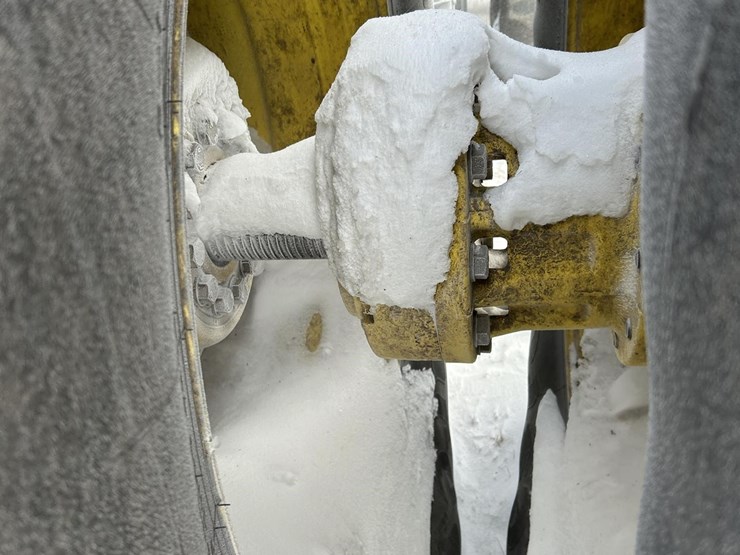 john-deere-9560r-image-39