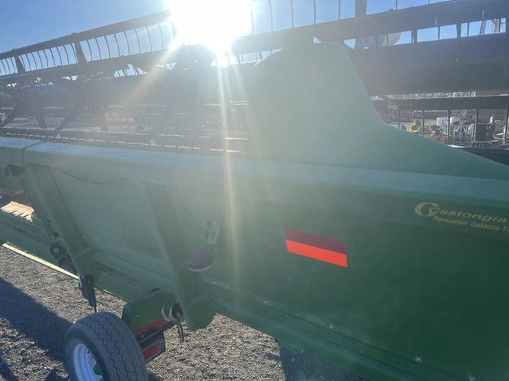 john-deere-630f-image-12