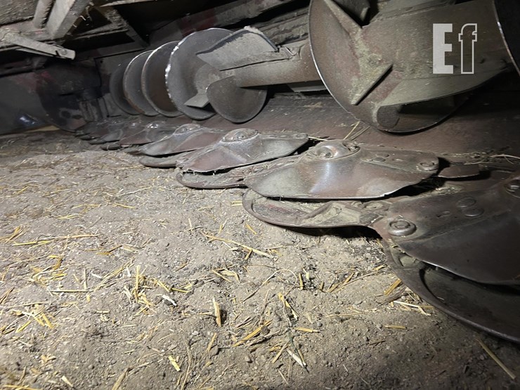 2018-case-ih-wd2504-image-47