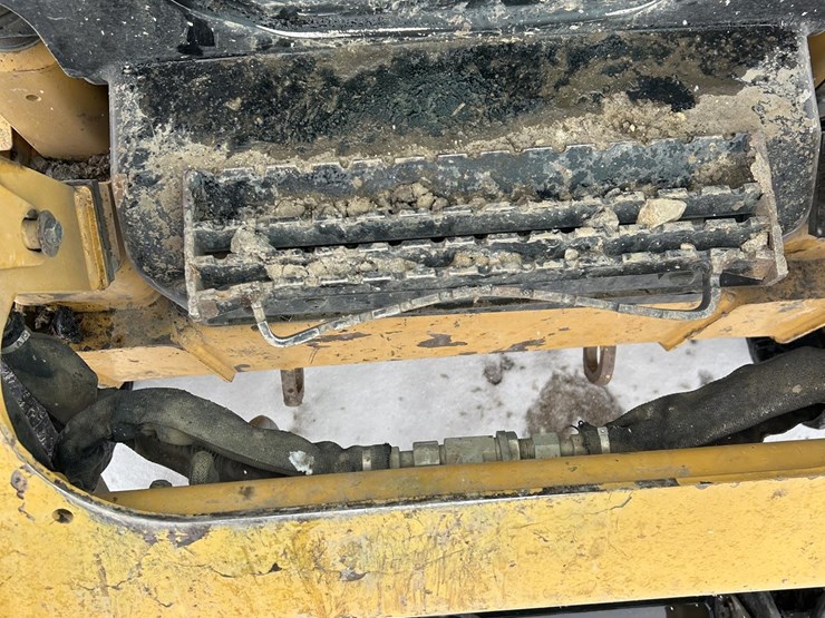 caterpillar-259d-image-35