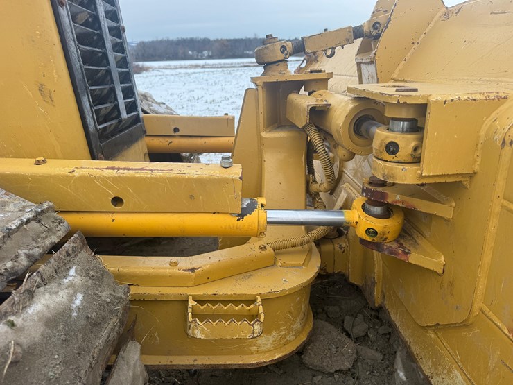 caterpillar-d5g-lgp-image-26