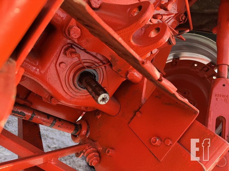 j-i-case-2290-image-35