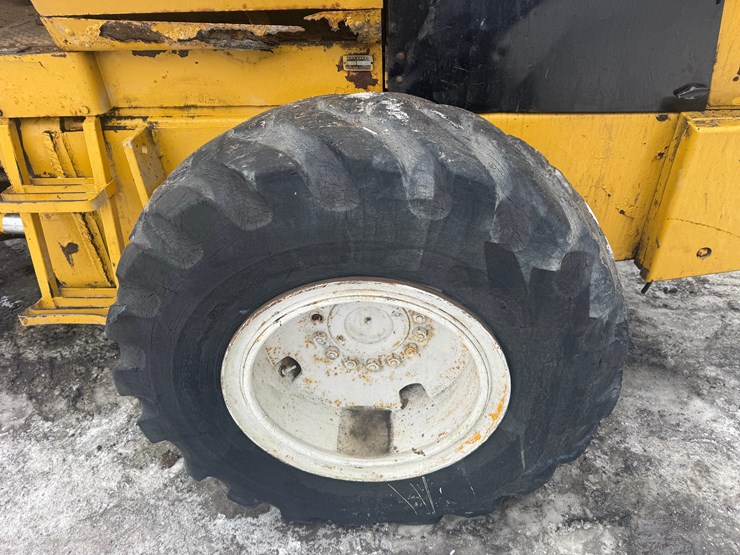 john-deere-6-image-51