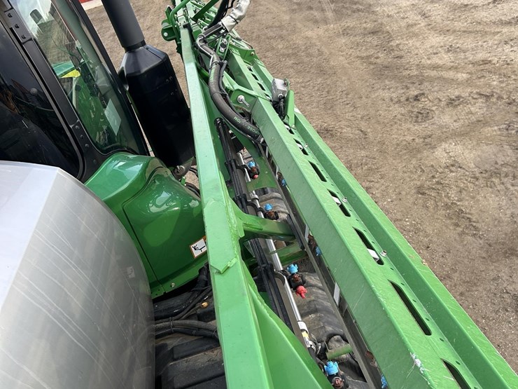 2017-john-deere-r4038-image-68