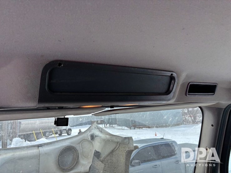 freightliner-114sd-image-66