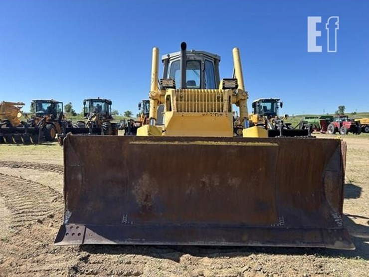 komatsu-d65ex-12-image-2