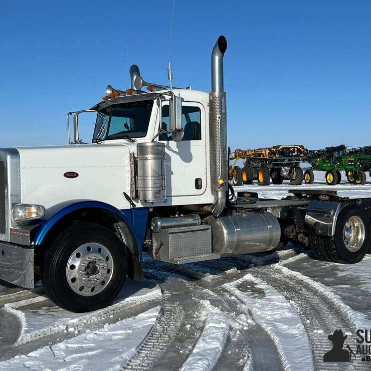 2014 PETERBILT 388