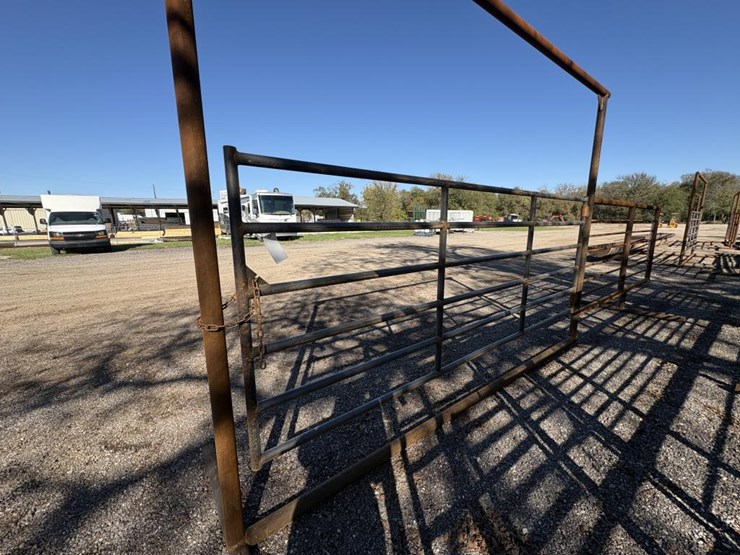 #47-•-24'-bow-gate-w/-panel-image-4