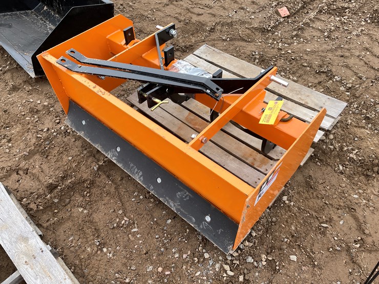 #2088-•-unused-2025-wolverine-square-scraper-attachment-image-4