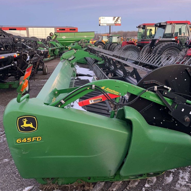 JOHN DEERE 645FD