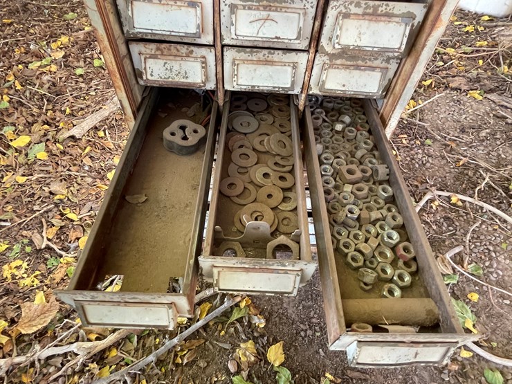 #3714-•-hardware-storage-cabinet-with-contents-image-9