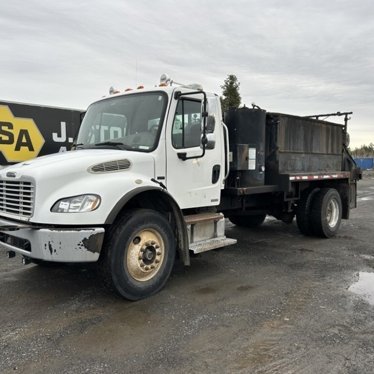 2009 Freightliner M2 S/A Asphalt Patch Truck