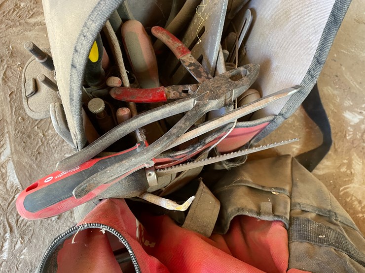 #3677-•-husky-tool-bags-with-tools-image-9