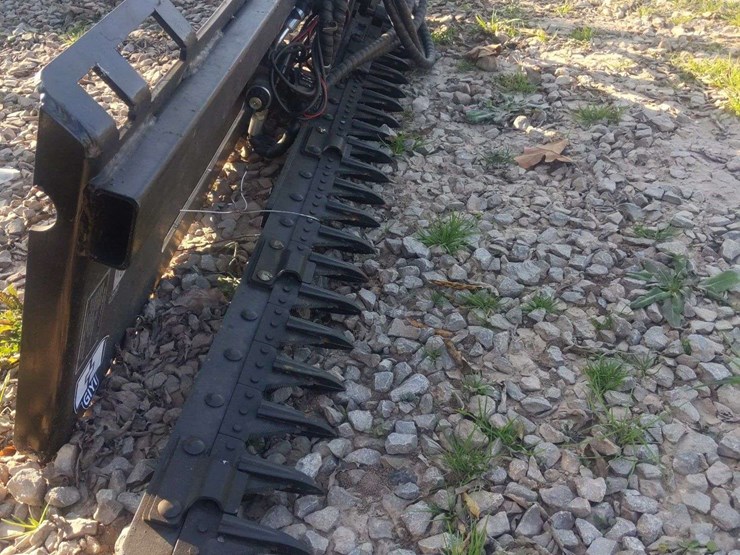 unused-giyi-72"-skid-steer-hedge-trimmer-model-#ht72-image-5