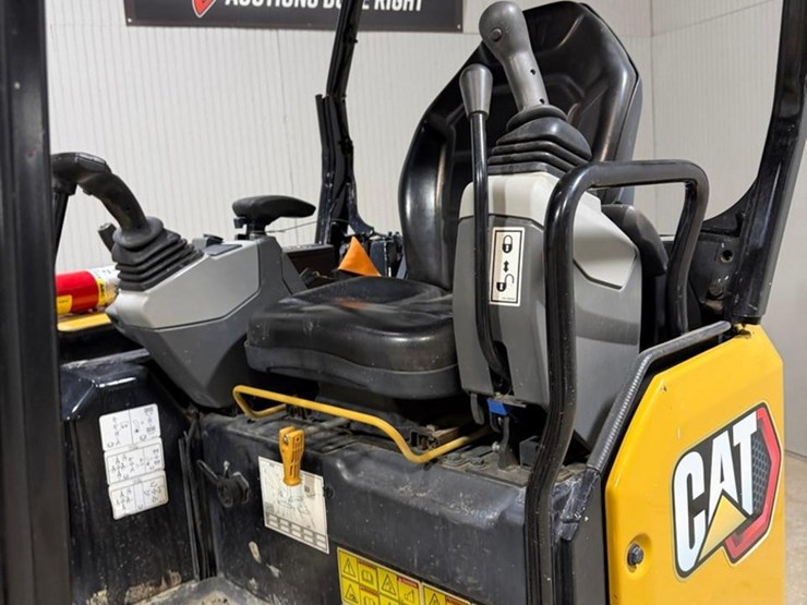 caterpillar-303cr-image-26