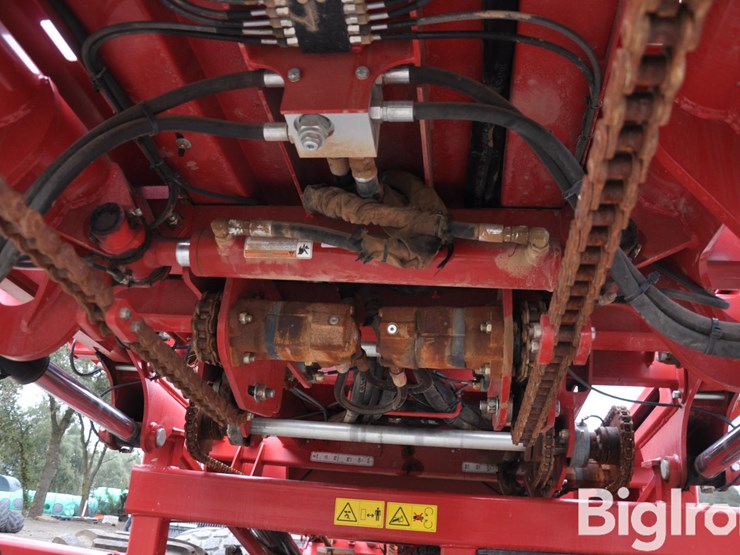 2022-proag-bale-titan-bale-skooper-image-17