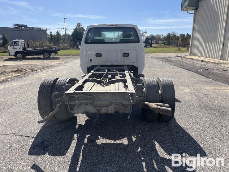 ford-f550-xl-image-6