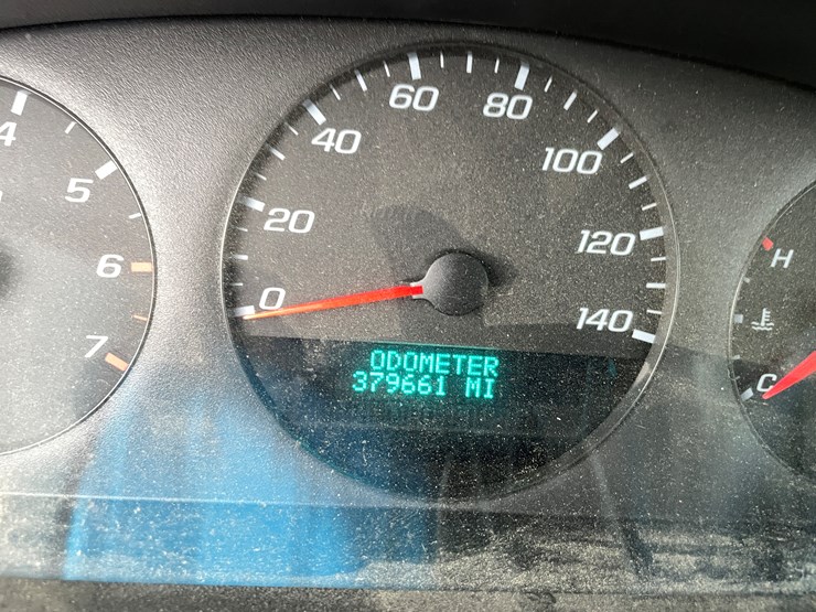 #1173-•-2008-chevrolet-impala-ls-(has-mn-title)-image-12