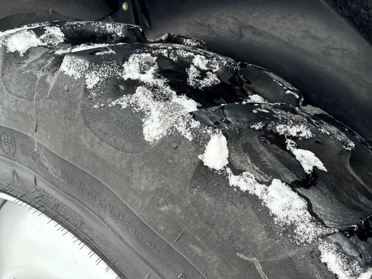 case-ih-magnum-190-image-55