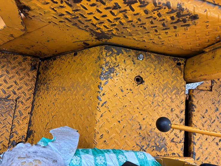 case-ih-3400-image-35