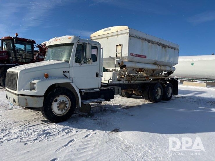 1998-freightliner-fl80-image-13