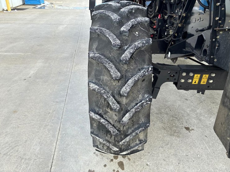 case-ih-6088-image-38