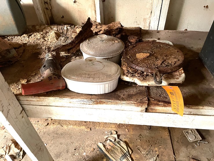 #3717-•-misc-kitchenware-and-power-tool-image-1