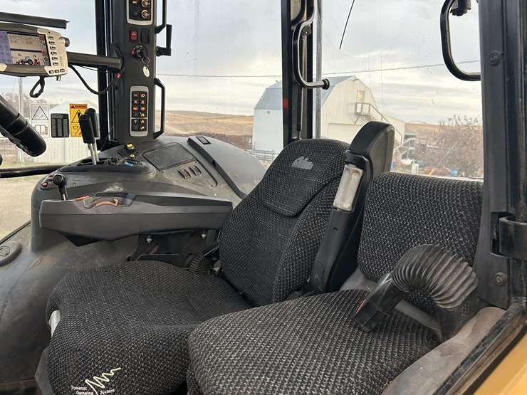 2014-challenger-mt585d-image-53