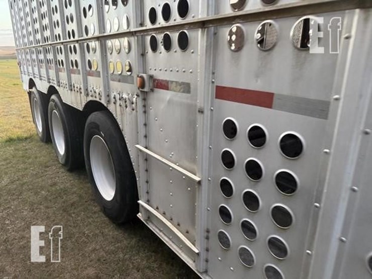 1995-merritt-53-ft-image-34