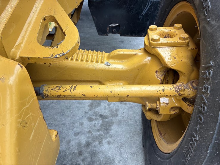 caterpillar-415f2-image-49