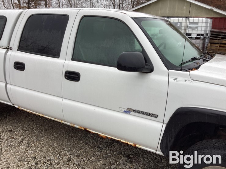 chevrolet-silverado-2500-image-18