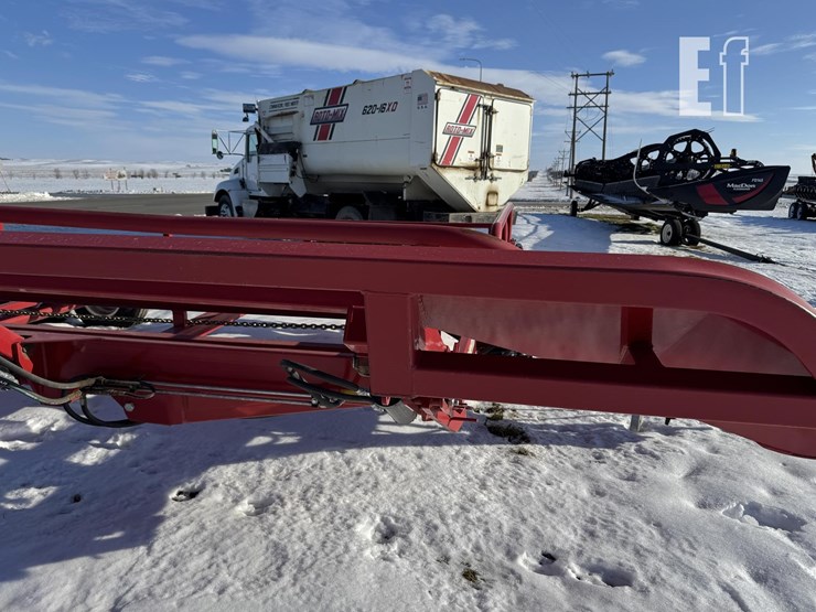 2023-proag-hay-hiker-900-image-57