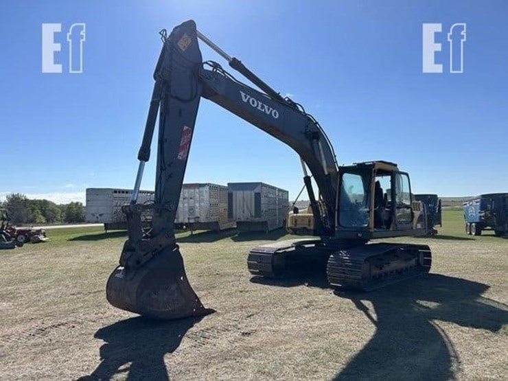 volvo-ec210c-lc-image-1