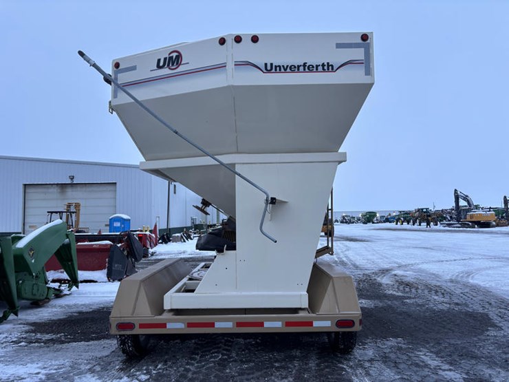 2010-unverferth-3750-image-12