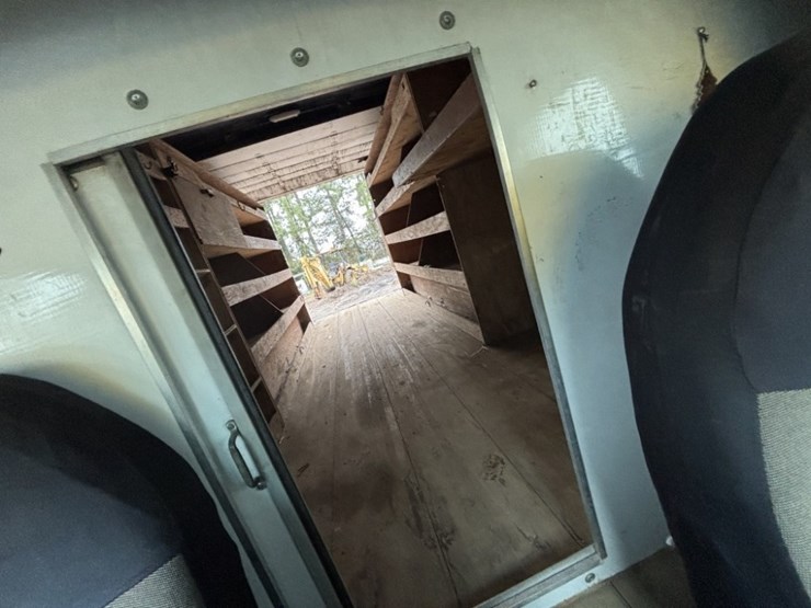 2003-ford-e350-sd-image-31