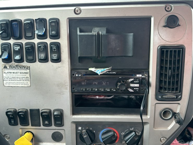 prentice-2124-image-60