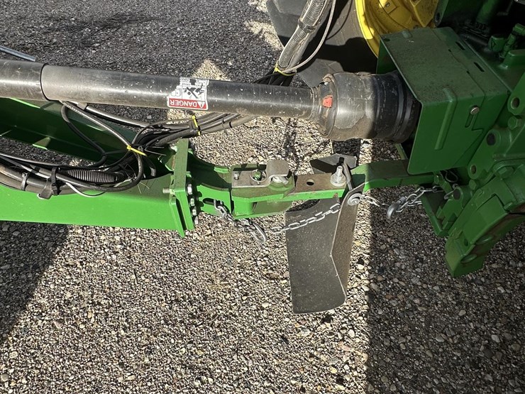 2018-john-deere-560m-image-26