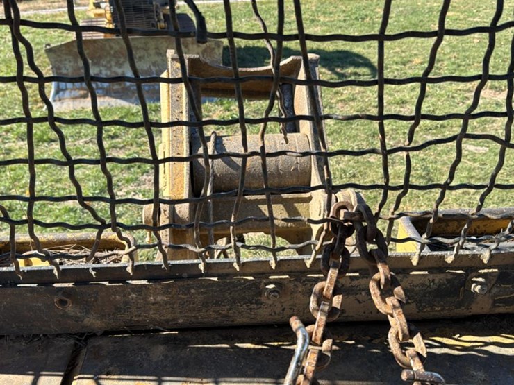 caterpillar-d4h-image-45