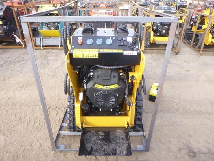 2025-agt-mx-crt23-skid-steer-track-loader-image-6