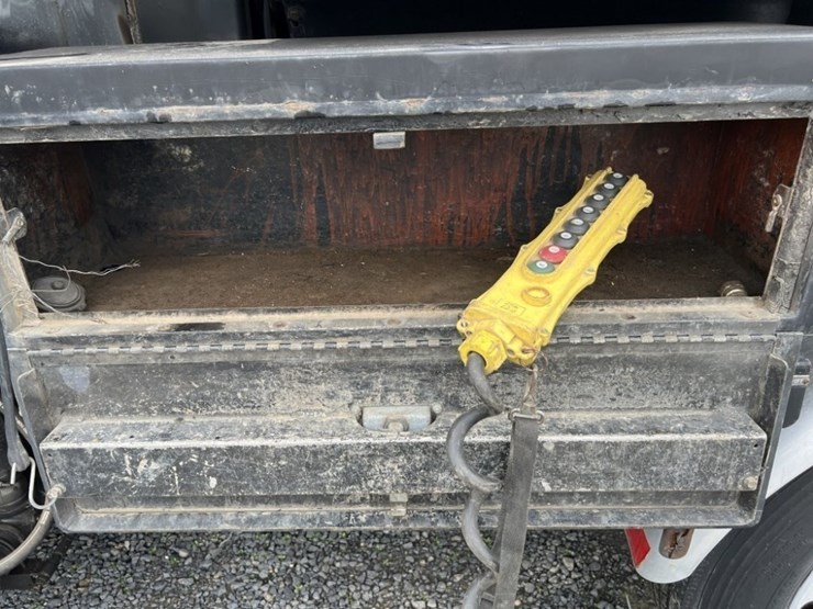 1995-cummins-m11-image-51