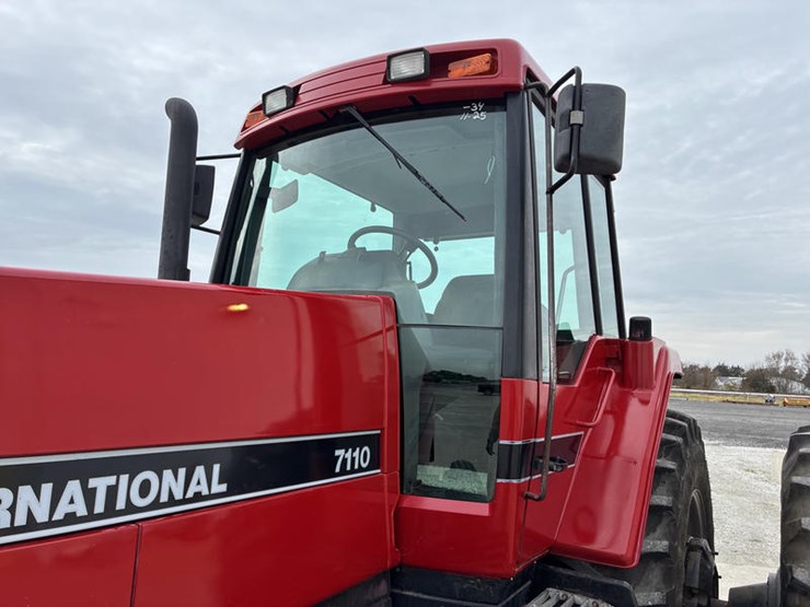 case-ih-7110-image-38