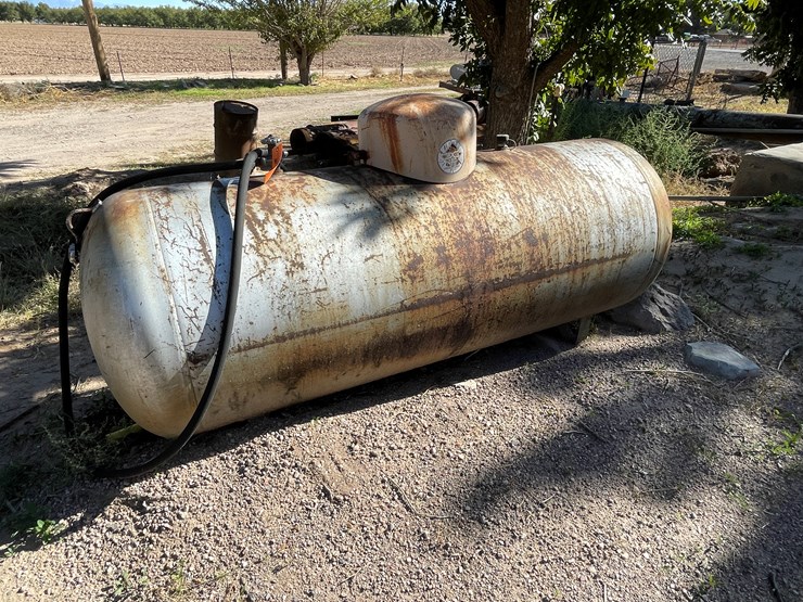 #3726-•-250-gallon-propane-tank-image-1