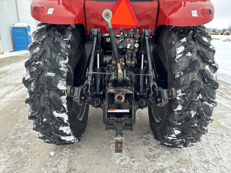 case-ih-magnum-190-image-28